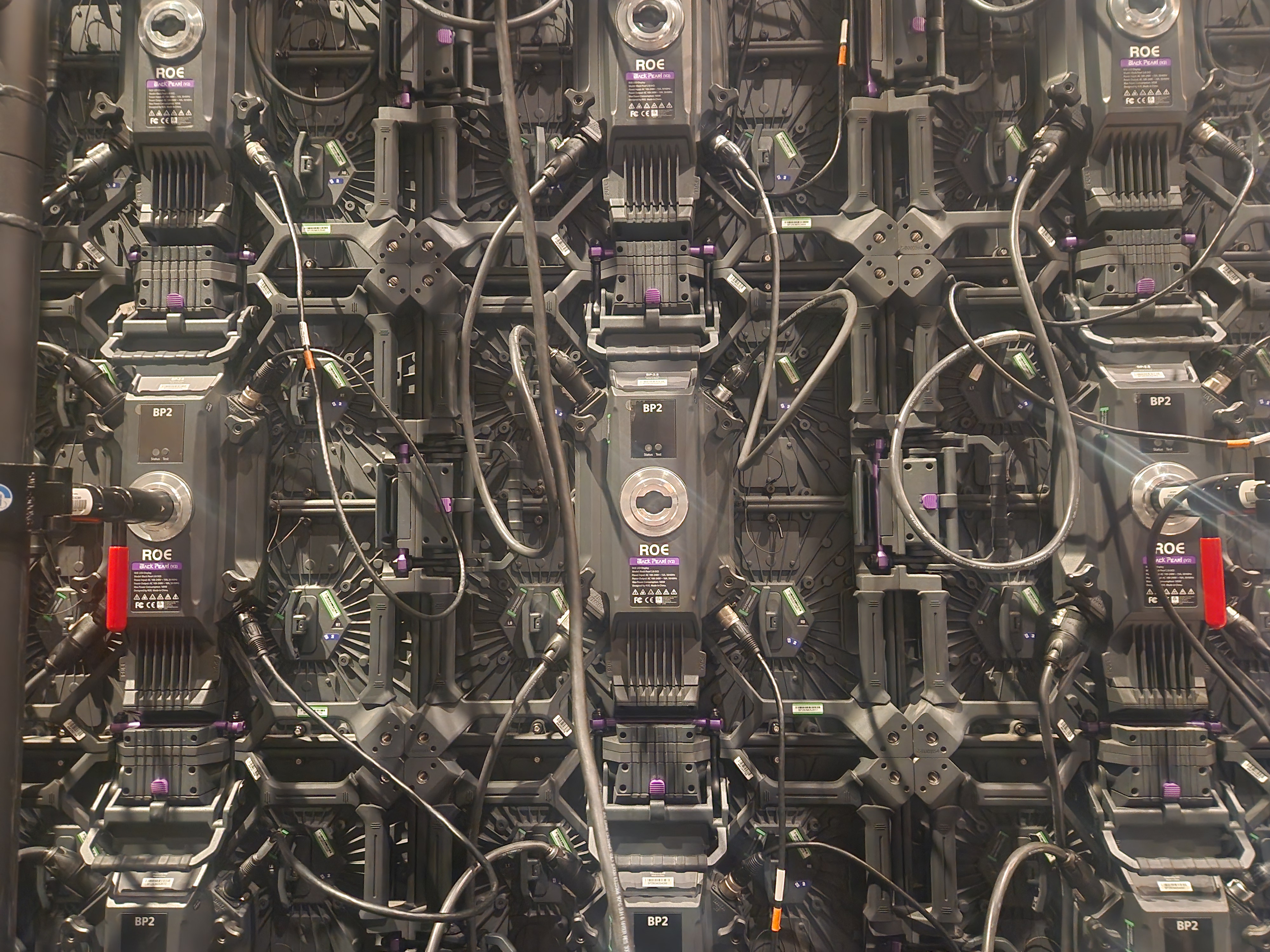 Gensys LED wall assist 03