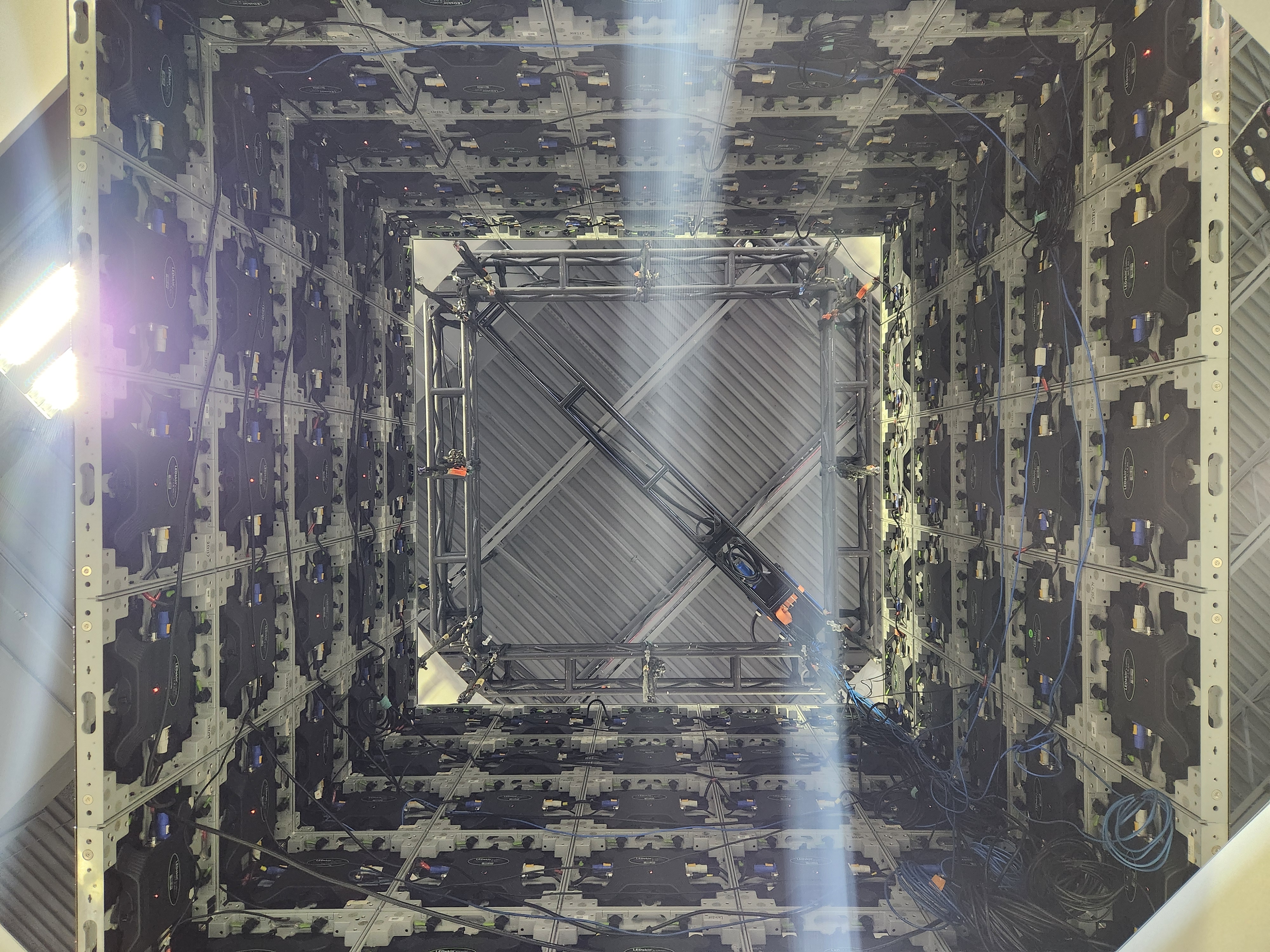 War Symposium LED build 08