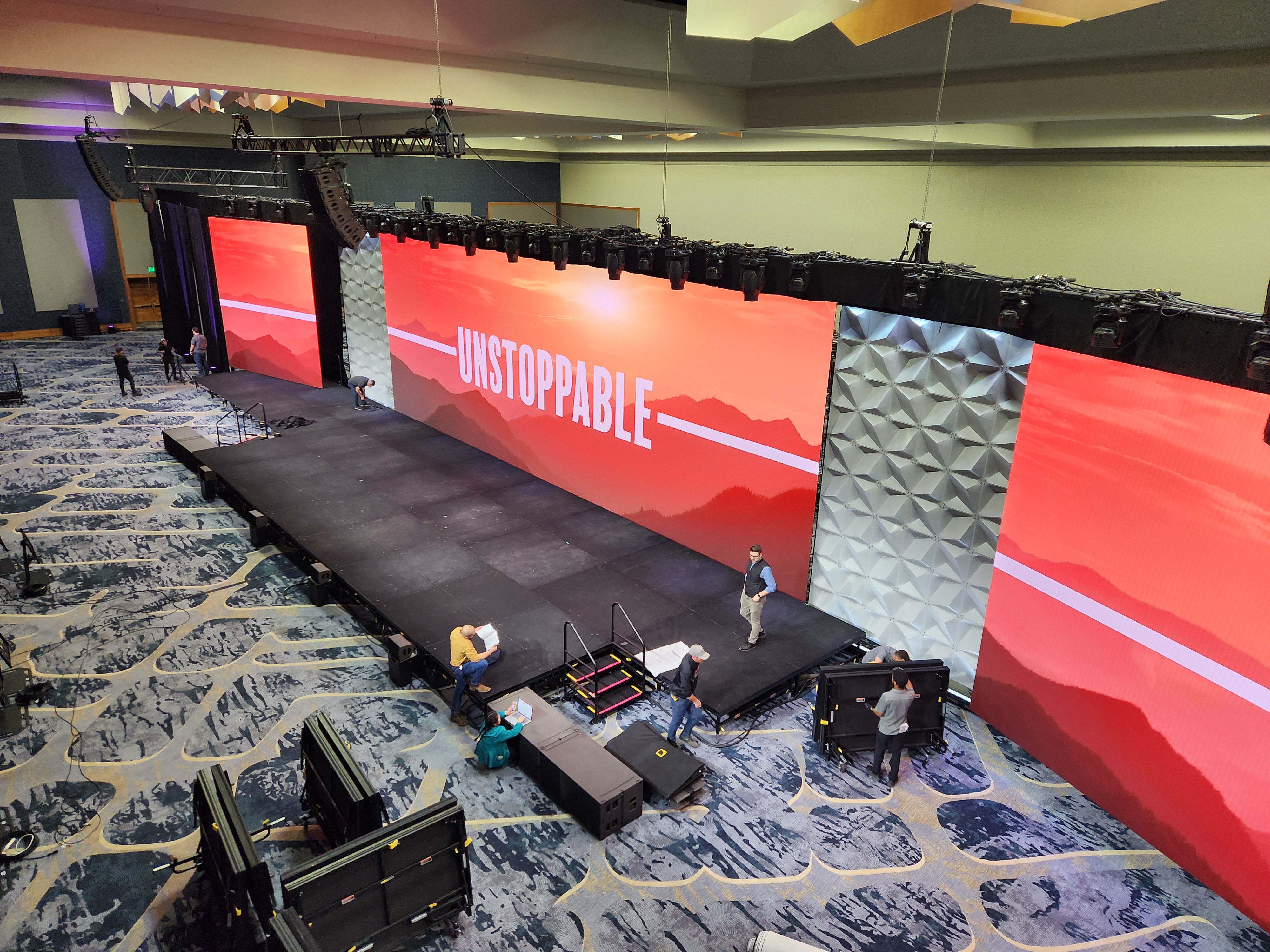 Zoetis LED wall build 08